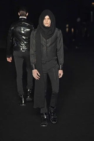 Look 18